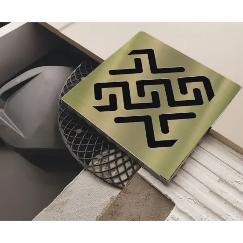 BERGES Трап водосток PLATZ Antik 150х150, бронза, боковой выпуск S-сифон D50 H60, 094161