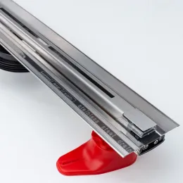 BERGES Желоб водосток SUPER line 650, матовый хром, вертикальный выпуск S-сифон D50/105мм H30/80мм, 090081