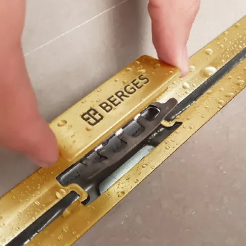 BERGES Желоб водосток SIMPEL 1000, золото глянец, боковой выпуск S-сифон D50 H60, 092113