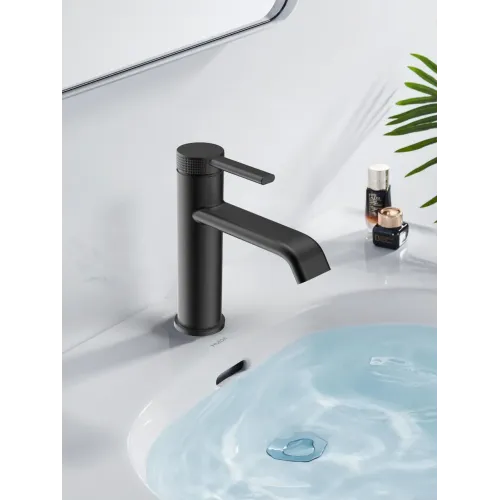 Смеситель на раковину SMARTFLOW. Серия REBRICK SMF0102-A01BK