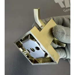 Timo. Крючок двойной Selene 17012/17 Золото матовое