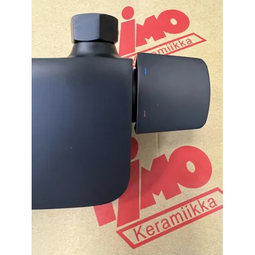 Timo. Смеситель для ванны Helmi 4024/03Y Черный