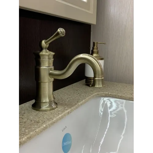 Timo. Смеситель для раковины Adelia 6061/02F Антик