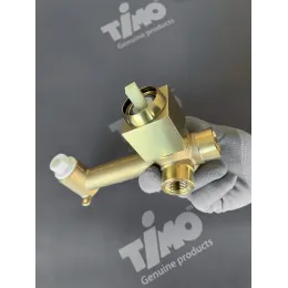 Timo. Смеситель для раковины встроенный Briana 7171/17SM Золото матовое