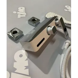 Timo. Смеситель для ванны Torne 4314/00-16Y Хром-Белый