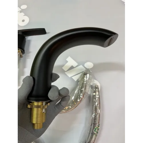 Timo. Смеситель для ванны врезной Helmi 4020/03Y Черный