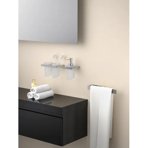 Timo. Полотенцедержатель Petruma 15250/00 Хром