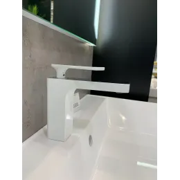 Timo. Смеситель для раковины Torne 4361/00-16 Хром-Белый