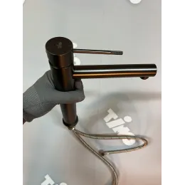 Timo. Смеситель для раковины-чаши Saona 2311/18F Черное золото