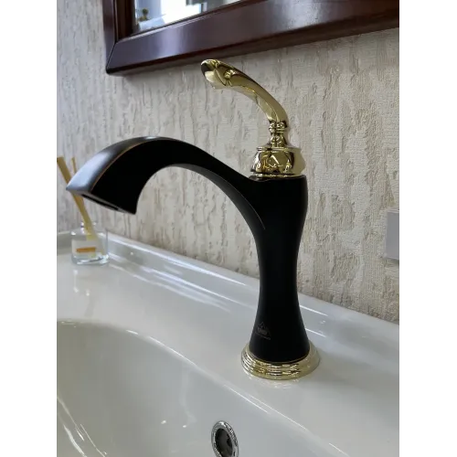 Timo. Смеситель для раковины Unari 7501/04F Черный антик-Золото