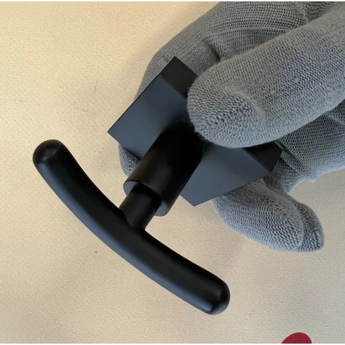 Timo. Крючок двойной Selene 12012/03 Черный