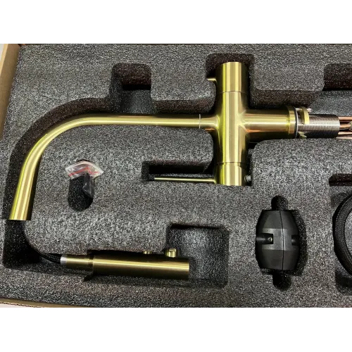 Timo. Смеситель для кухни с подключением фильтра и выдвижной лейкой Saona 2356/17FL Золото матовое