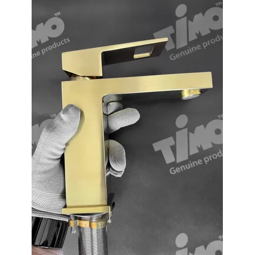 Timo. Смеситель для раковины Briana 7161/17F Золото матовое