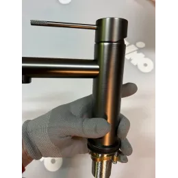 Timo. Смеситель для раковины Saona 2361/18F Черное золото