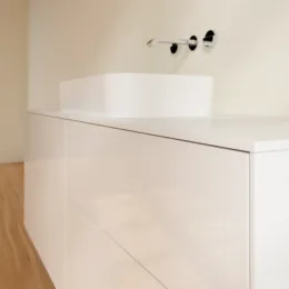 Villeroy & Boch Finion Тумба под раковину, с подсветкой, 4 выдвижных ящика, 1600 x 603 x 501 mm, Glossy White Lacquer G73100GF