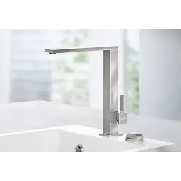 Villeroy & Boch Finera Square Однорычажный смеситель для мойки Однорычажный смеситель для мойки, выкл Нержавеющая сталь, Сплошная нержавеющая сталь 927100LC