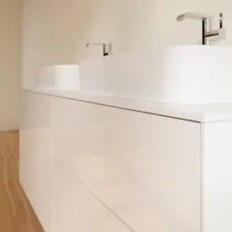 Villeroy & Boch Finion Тумба под раковину, с подсветкой, 4 выдвижных ящика, 1600 x 603 x 501 mm, Glossy White Lacquer G43100GF