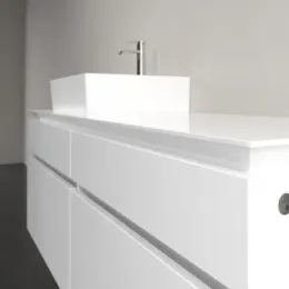 Villeroy & Boch Legato Тумба под раковину, с подсветкой, 4 выдвижных ящика, 1400 x 550 x 500 mm, Glossy White / Glossy White B614L0DH